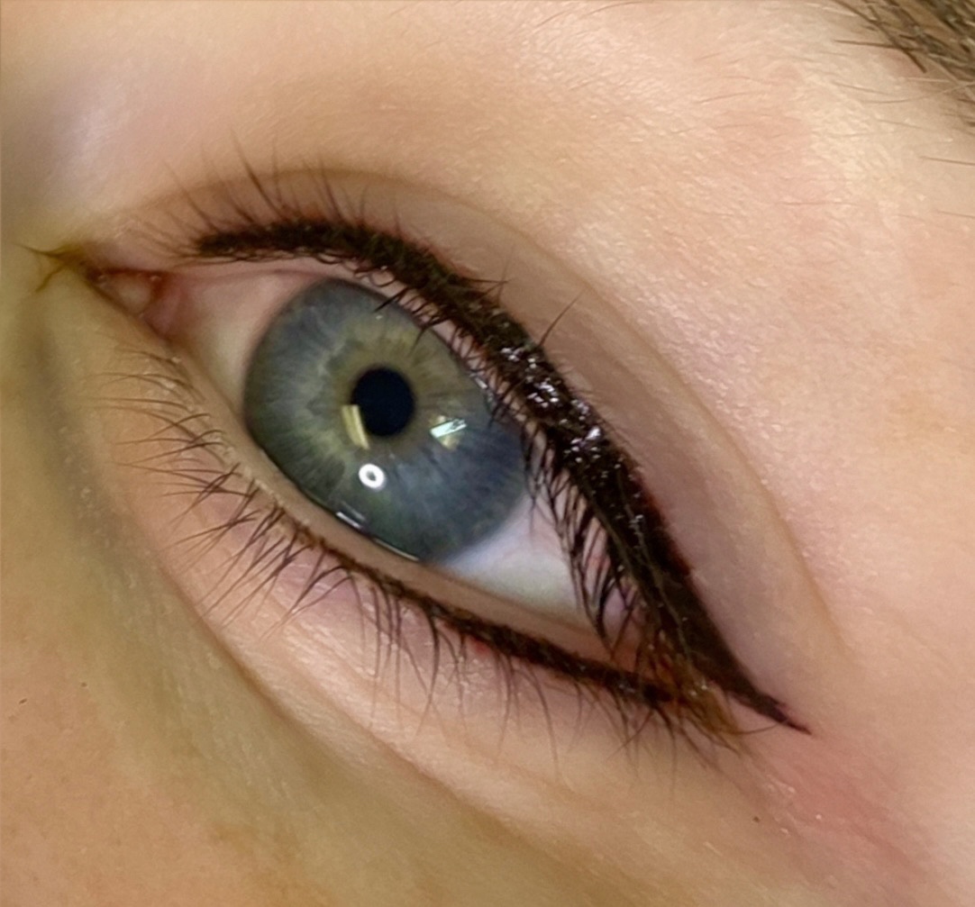 Permanent eyeliner result 5 by The Brow Babes